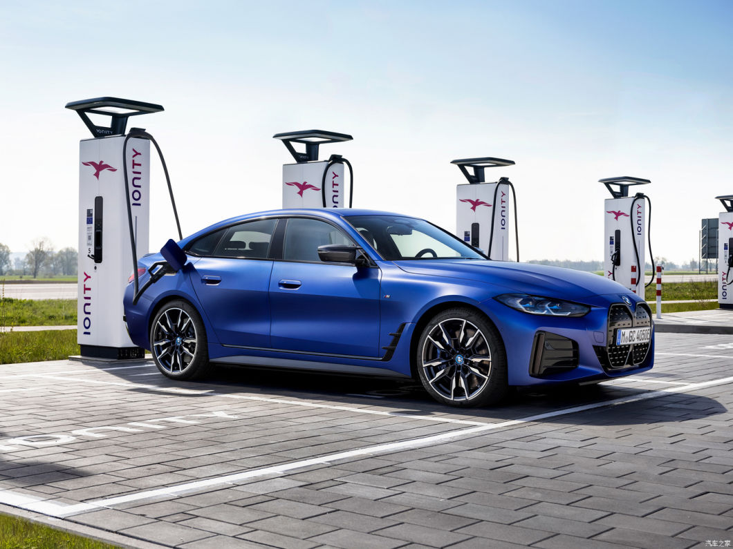 Coche usado eléctrico puro BMW 2022 M50 Edition de segunda mano en stock a la venta