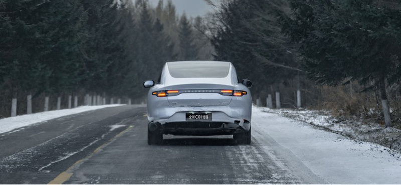 Leapmotor C01 630 Coche sedán EV eléctrico de alto rendimiento con tracción en las 4 ruedas